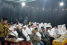 [Panitera PA Sibuhuan Hadiri Acara Pemberangkatan Calon Jemaah Haji Kabupaten Padang Lawas Tahun 1447 H]