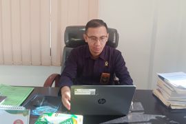 Tingkatkan Kualitas Yudisial, Hakim PA Sibuhuan YM. Andi Permana Ikuti Pelatihan Filsafat Hukum Se-Indonesia